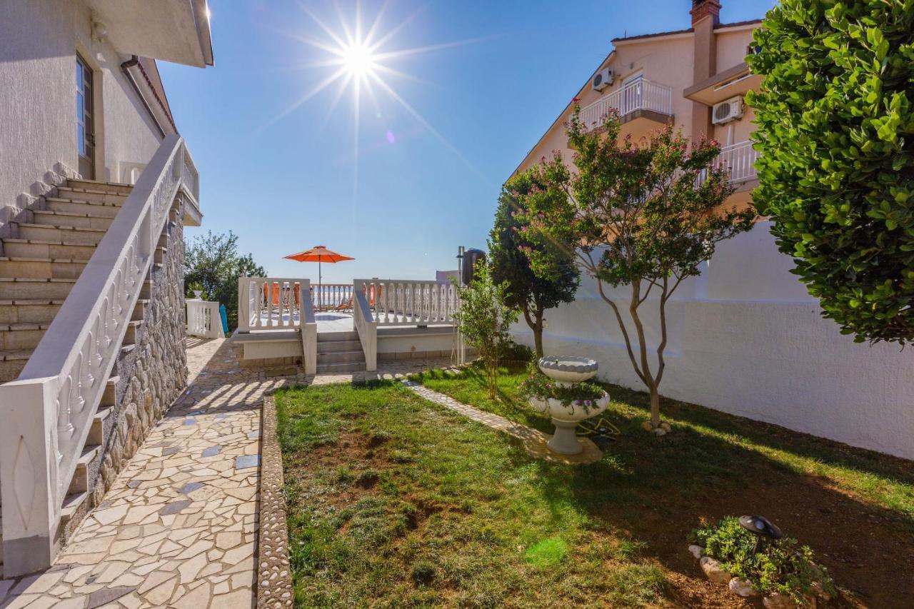 Apartments Budzyn Нови-Винодолски Экстерьер фото