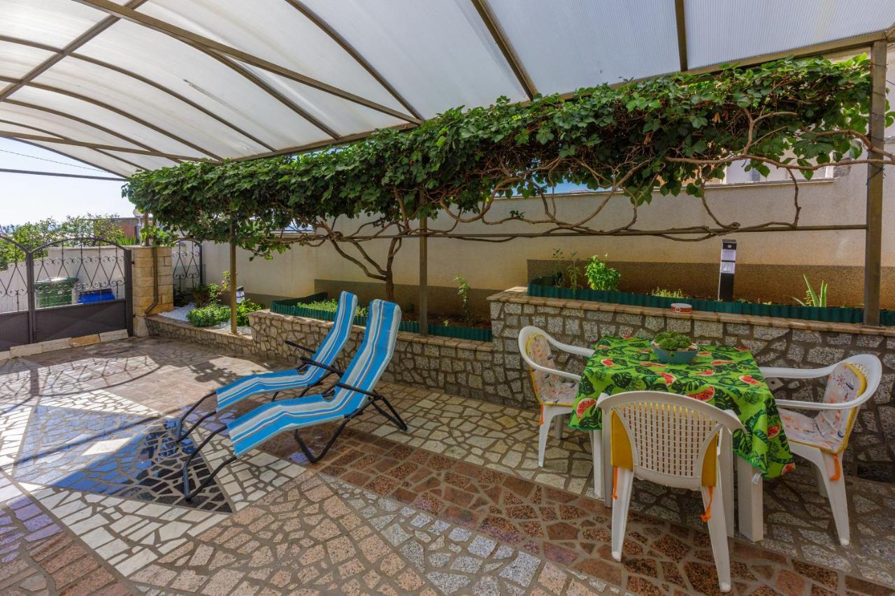 Apartments Budzyn Нови-Винодолски Экстерьер фото