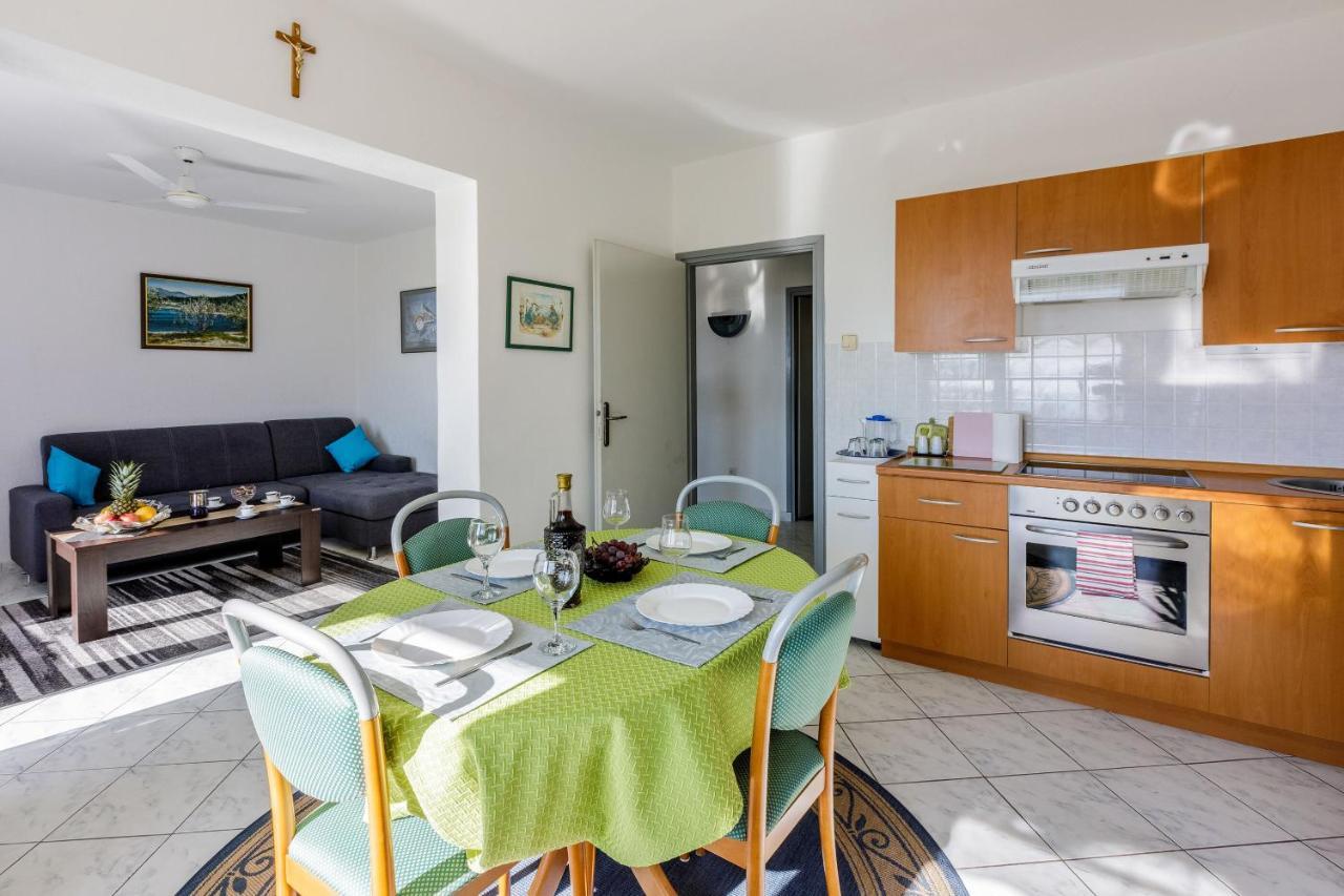 Apartments Budzyn Нови-Винодолски Экстерьер фото