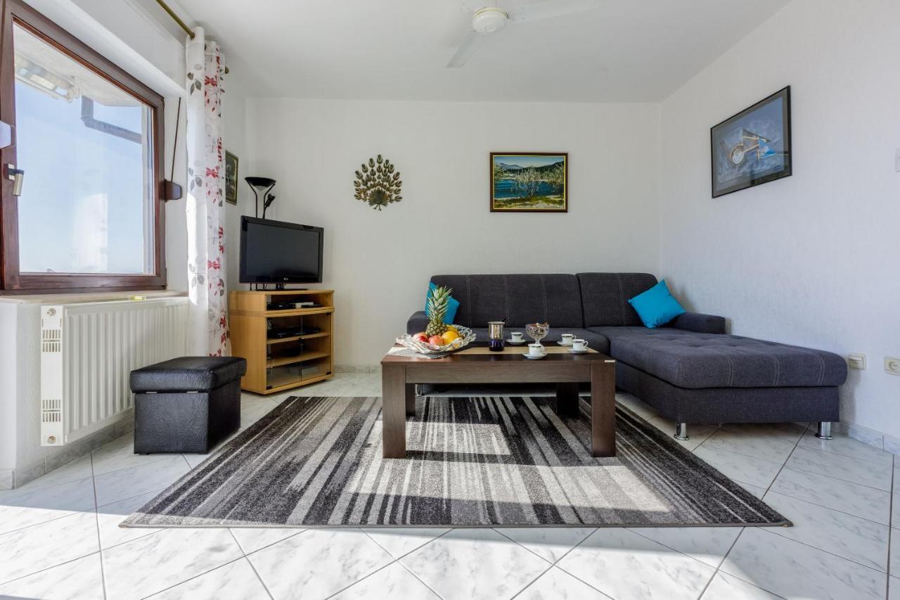 Apartments Budzyn Нови-Винодолски Экстерьер фото