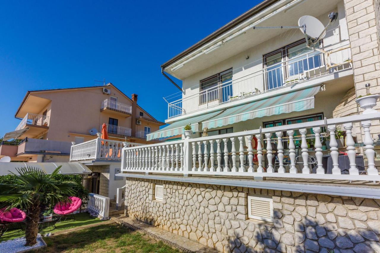 Apartments Budzyn Нови-Винодолски Экстерьер фото