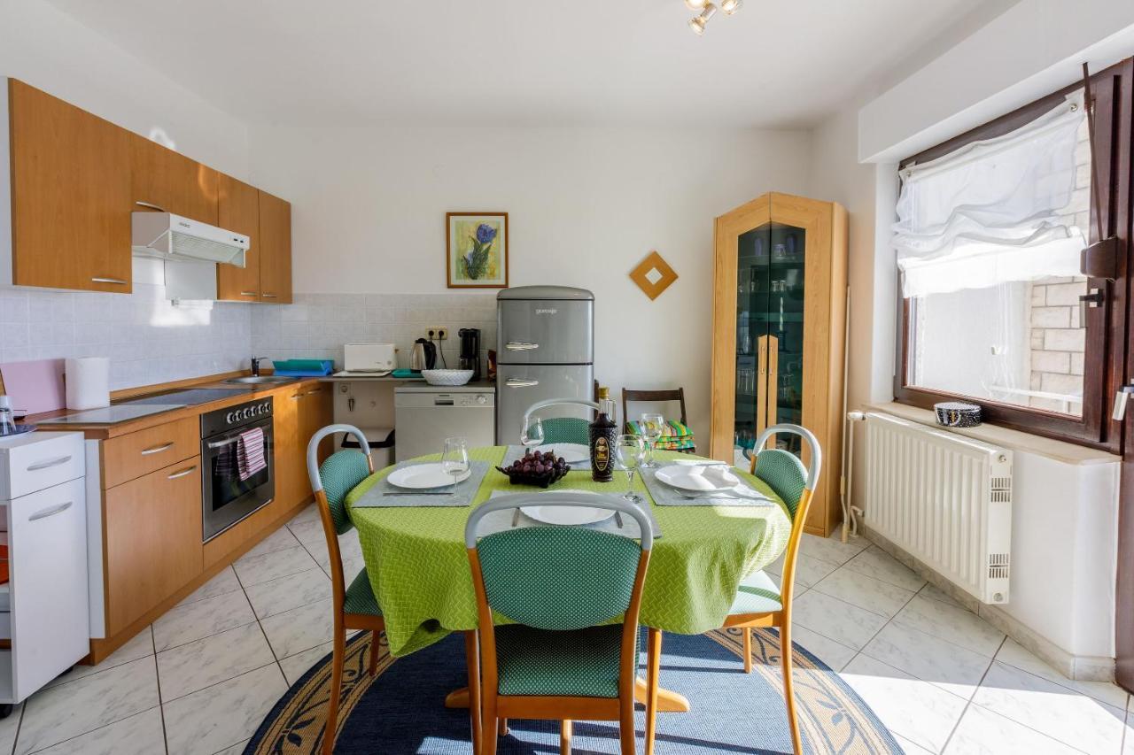 Apartments Budzyn Нови-Винодолски Экстерьер фото